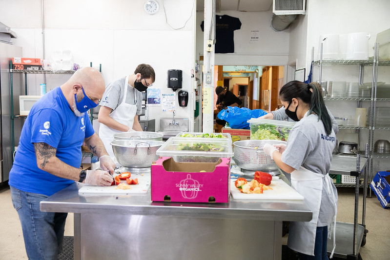 Feeding Seniors - Harvesters